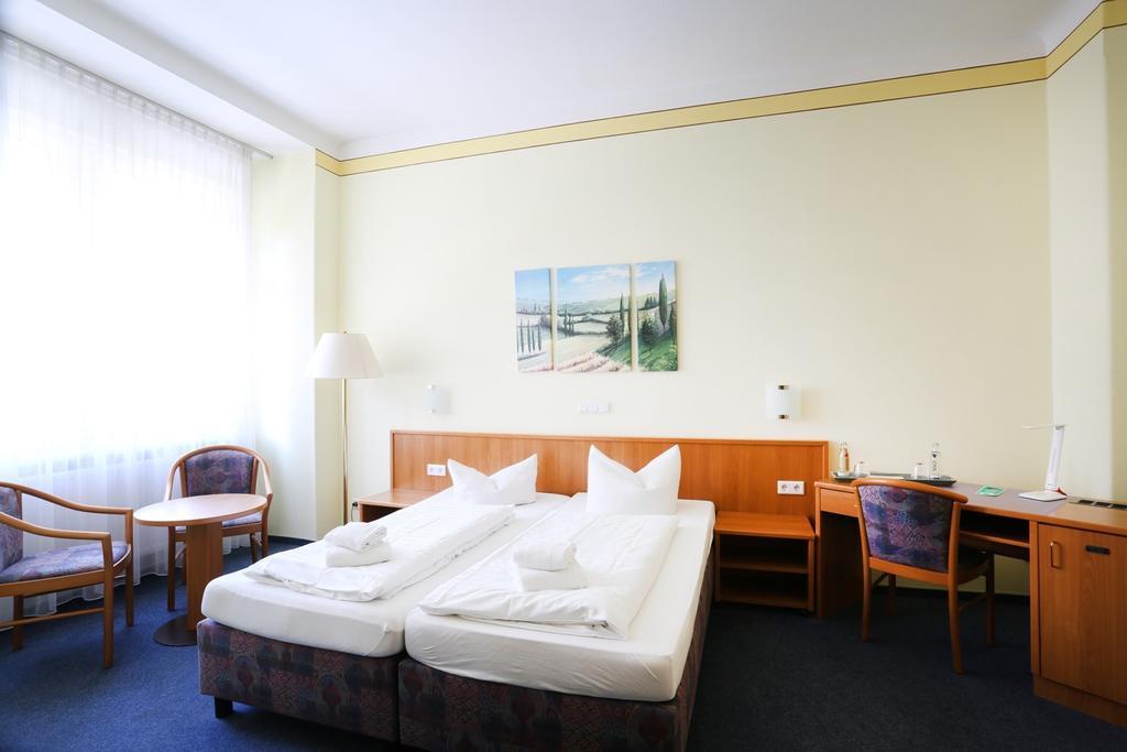 Central Hotel Gera Eksteriør billede